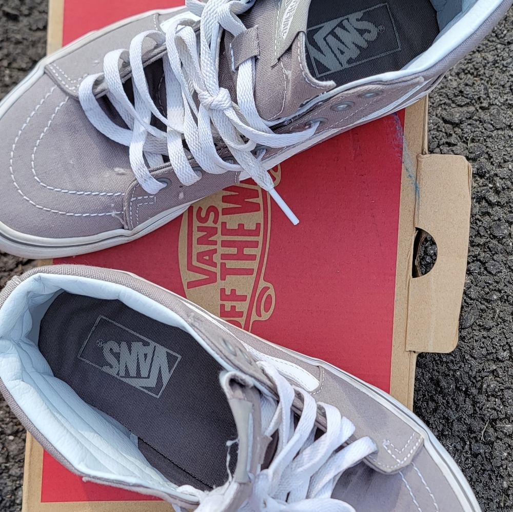 Vans Sk8 Hi 7.5/9 size
